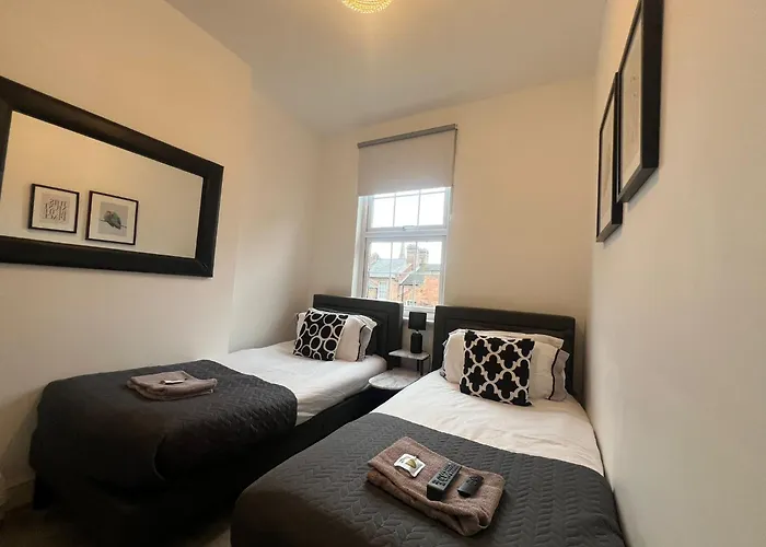 Charming 2-Bedroom Home In Leamington Spa