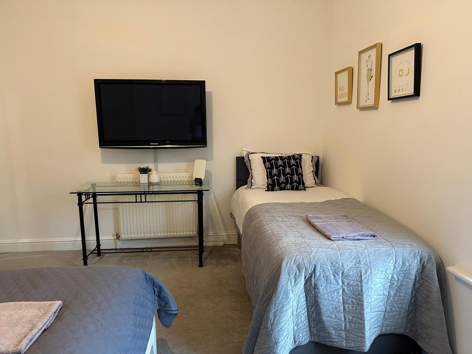 Charming 2-bedroom In *